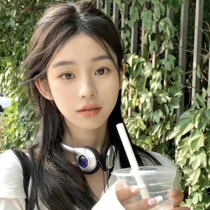 捉鬼小灵精